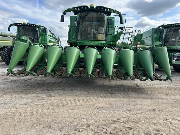 Image of John Deere 893 equipment image 4