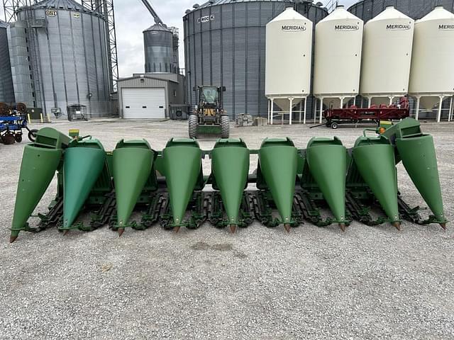 Image of John Deere 893 equipment image 1