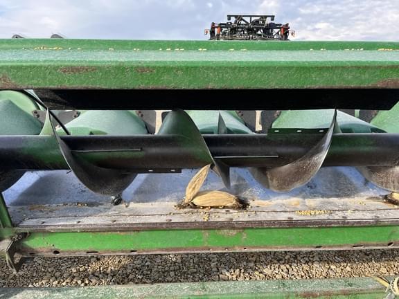 Image of John Deere 893 equipment image 4