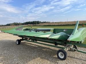 2002 John Deere 893 Image