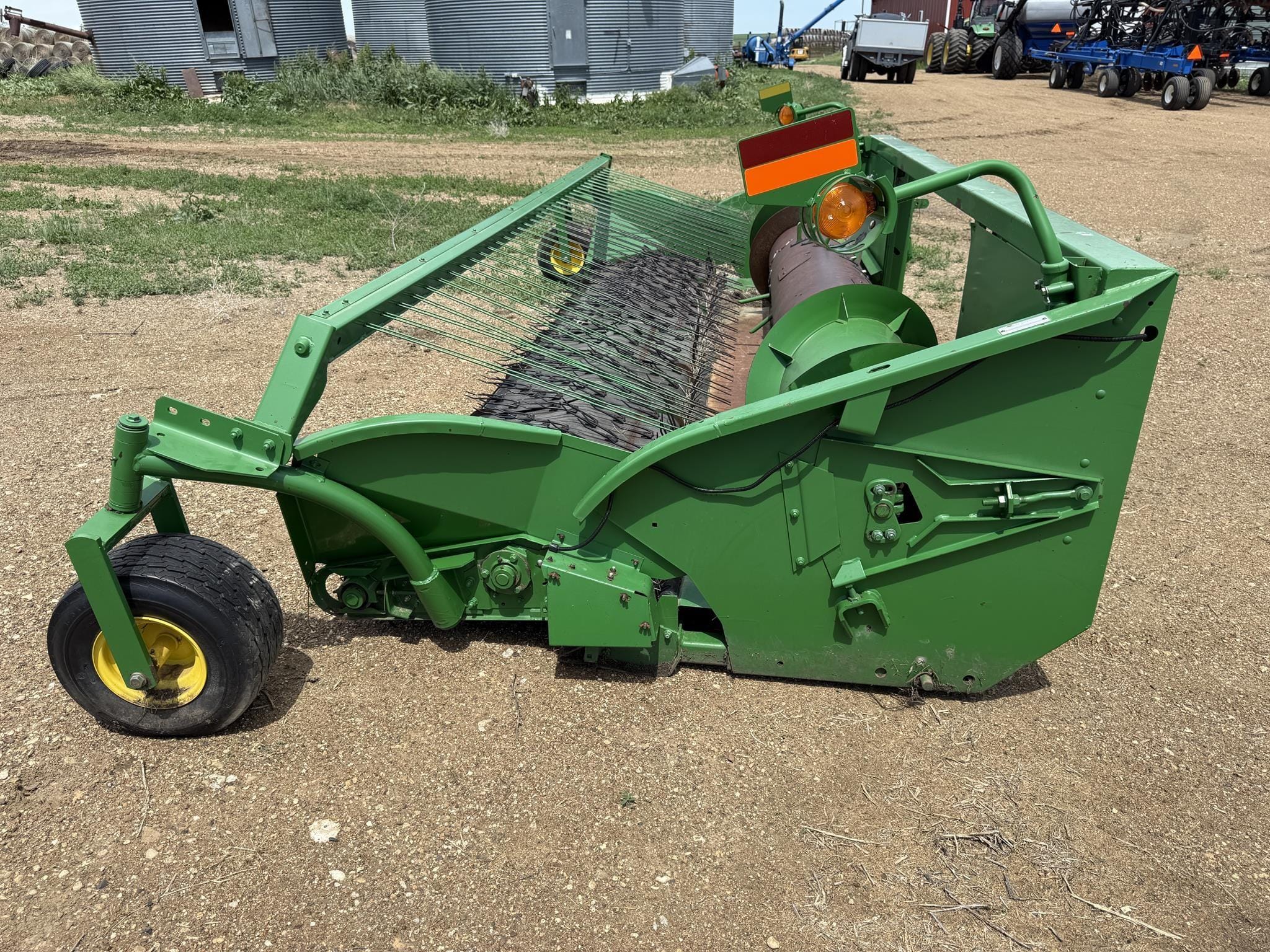 2002 John Deere 914P Equipment Image0