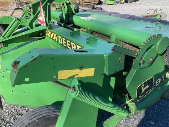 Image of John Deere 916 equipment image 1