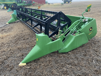 Main image John Deere 920F