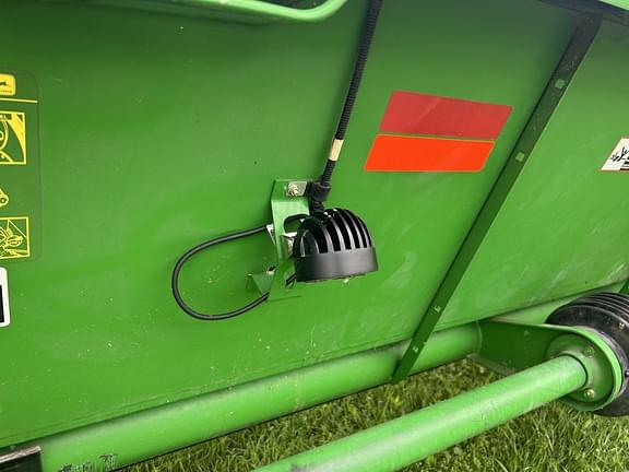 Image of John Deere 922 equipment image 1
