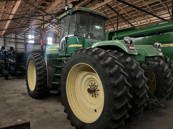 Image of John Deere 9220 equipment image 4