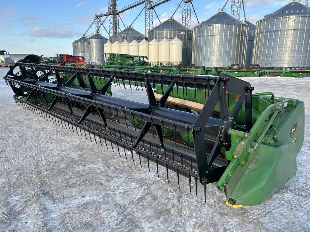 Image of John Deere 922F Primary image