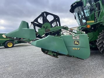 Main image John Deere 925F
