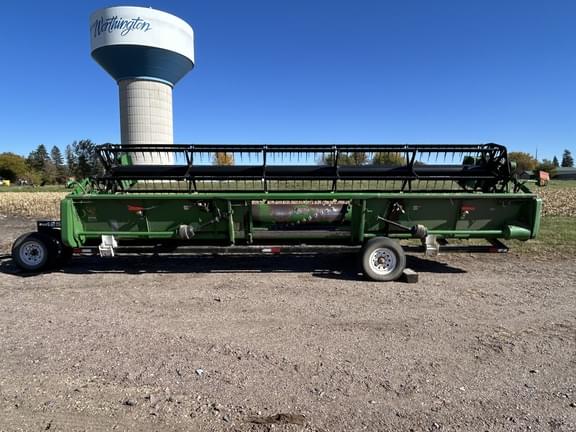 Image of John Deere 925F equipment image 1