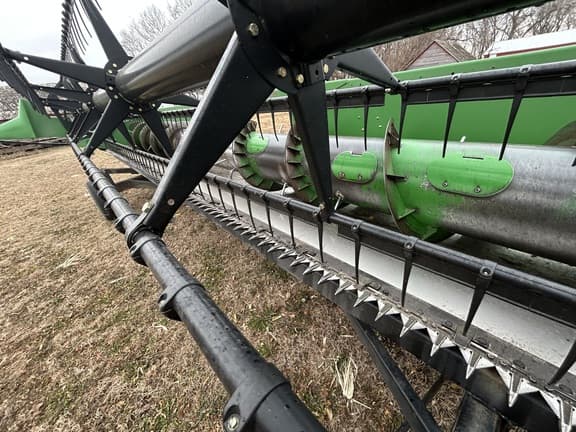 Image of John Deere 925F equipment image 4