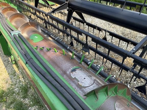 Image of John Deere 925F equipment image 1