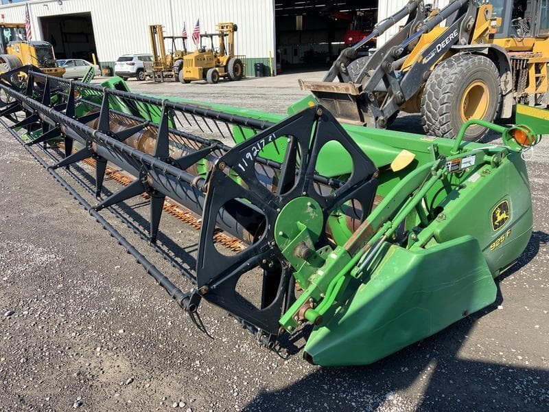Image of John Deere 925F Image 1