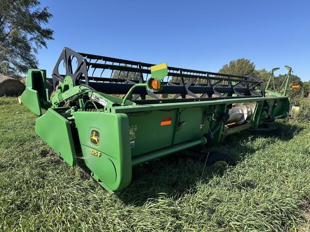 Image of John Deere 925F equipment image 3