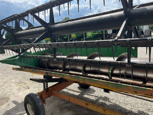 Image of John Deere 925F equipment image 2