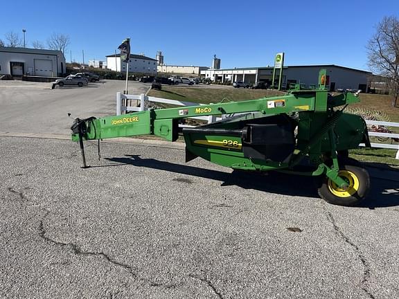 Image of John Deere 926 equipment image 3