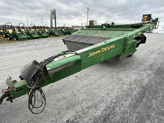 Image of John Deere 926 equipment image 1