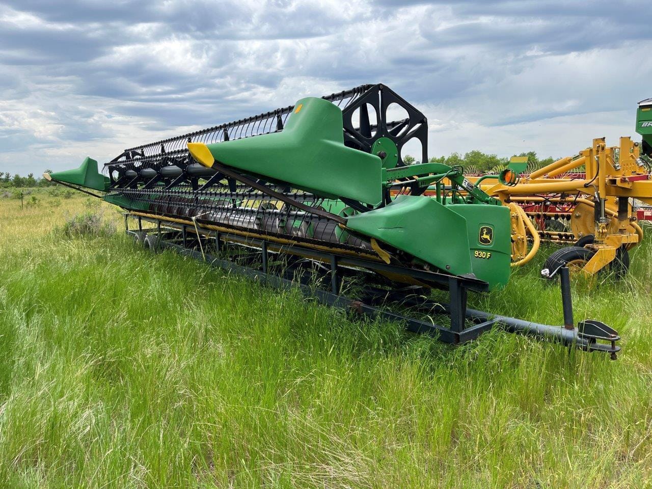 2002 John Deere 930F Equipment Image0