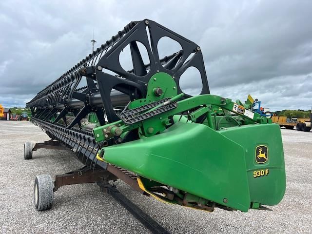 2002 John Deere 930F Equipment Image0