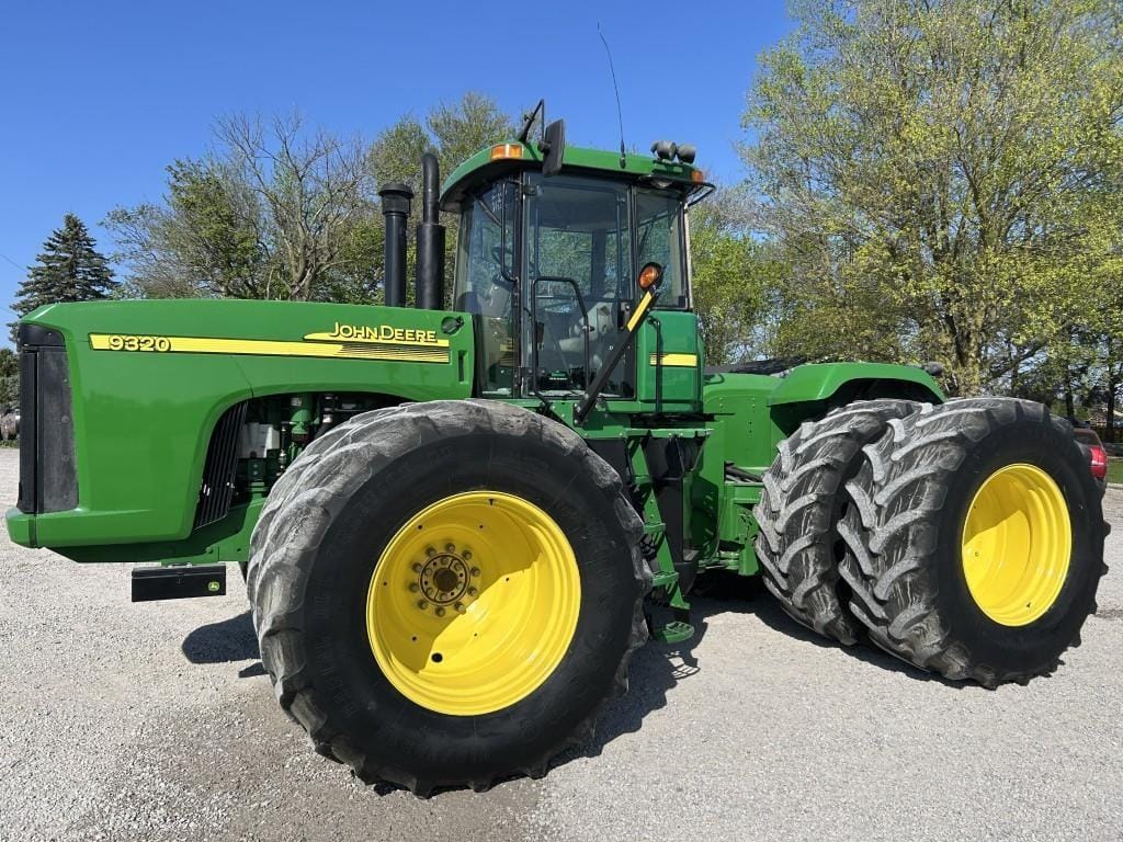 2002 John Deere 9320 Equipment Image0