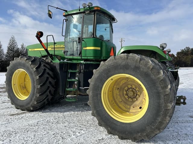 Image of John Deere 9320 equipment image 4