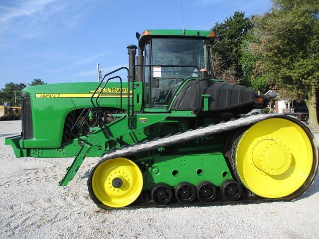 Image of John Deere 9320T equipment image 2