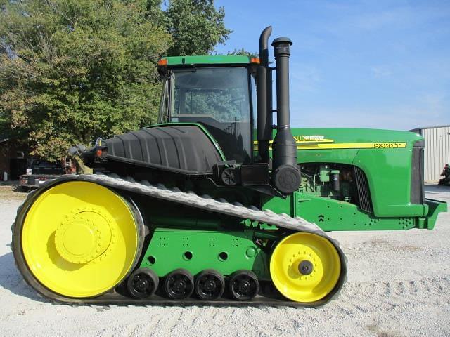 Image of John Deere 9320T equipment image 3