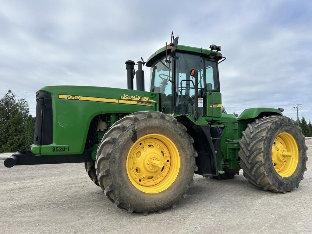 2002 John Deere 9520 Equipment Image0