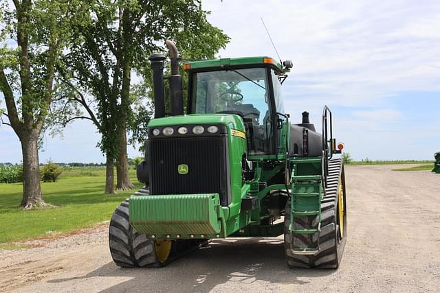 Image of John Deere 9520T equipment image 2