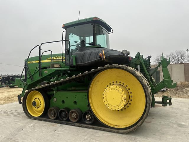 Image of John Deere 9520T equipment image 4