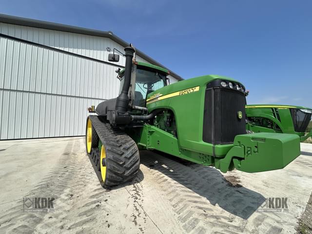 Image of John Deere 9520T equipment image 3