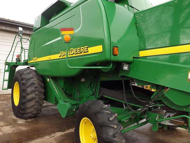 Image of John Deere 9550 equipment image 4