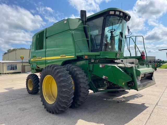 Image of John Deere 9550 equipment image 4