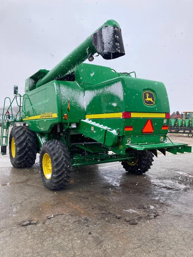 Image of John Deere 9550 equipment image 2