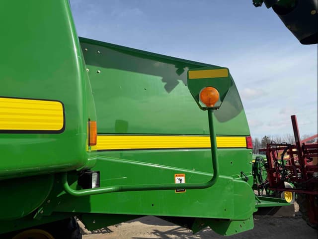 Image of John Deere 9550 equipment image 3