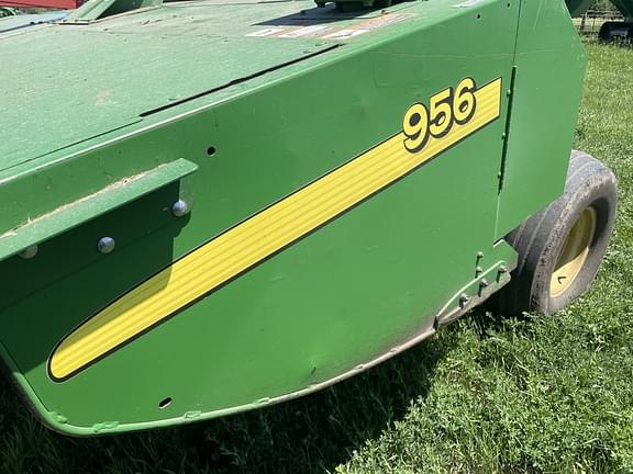 Image of John Deere 956 equipment image 4