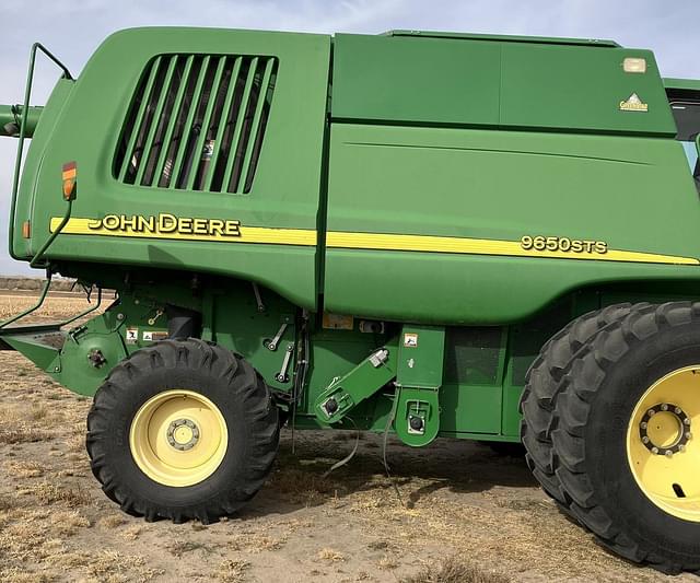 Image of John Deere 9650 equipment image 1