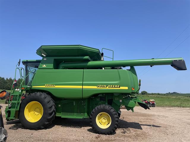 Image of John Deere 9650 STS equipment image 1