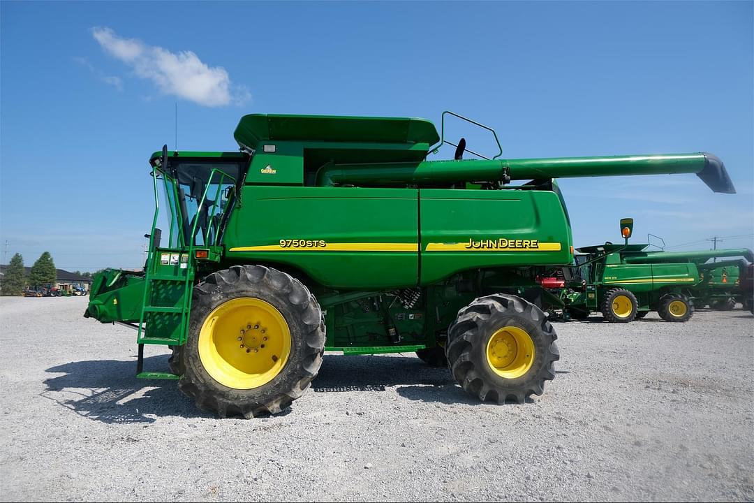 Image of John Deere 9750 STS Primary image