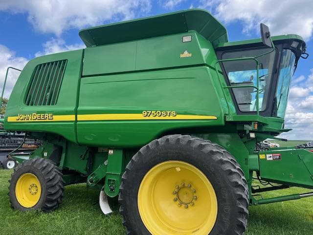 Image of John Deere 9750 STS equipment image 3