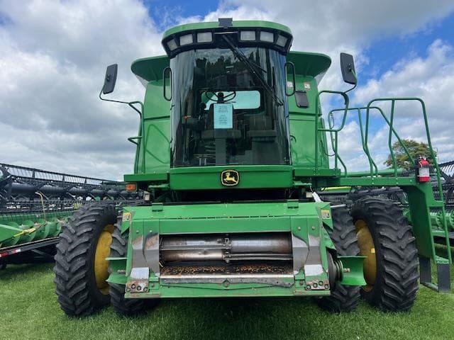 Image of John Deere 9750 STS equipment image 4