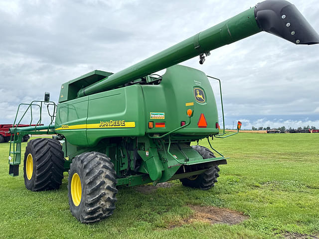 Image of John Deere 9750 STS equipment image 4