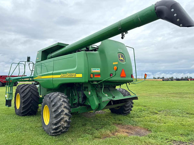 Image of John Deere 9750 STS equipment image 4