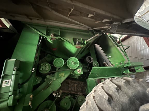 Image of John Deere 9750 STS equipment image 4