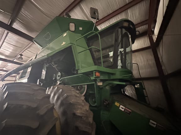 2002 John Deere 9750 STS Equipment Image0