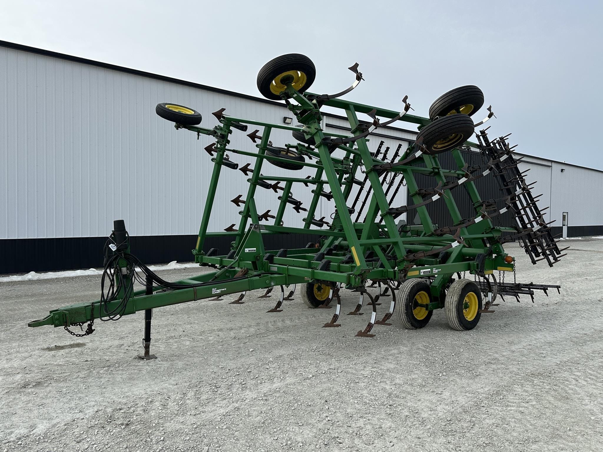 2002 John Deere 980 Equipment Image0