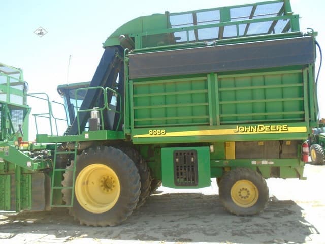 Image of John Deere 9986 equipment image 3