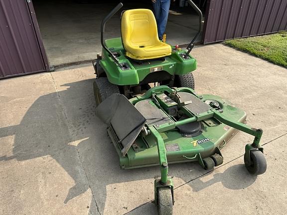 Image of John Deere F680 equipment image 3