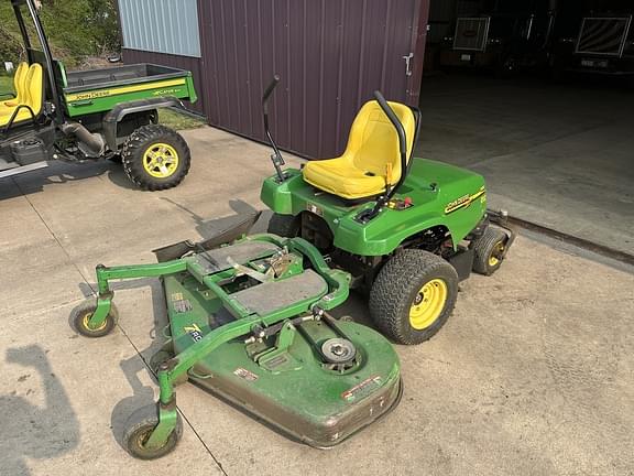 Image of John Deere F680 equipment image 1