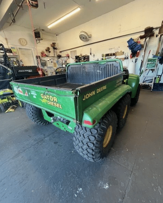Image of John Deere Gator equipment image 2