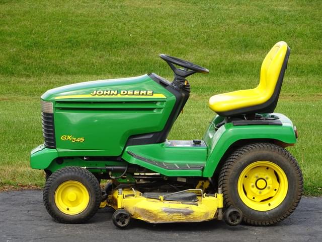 Image of John Deere GX345 equipment image 3