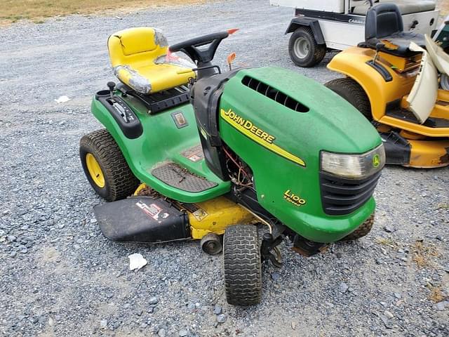 Image of John Deere L100 equipment image 1